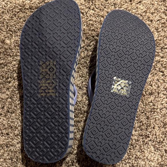 Tory Burch Black and Cream Geometric Sandals - Picture 2 of 6